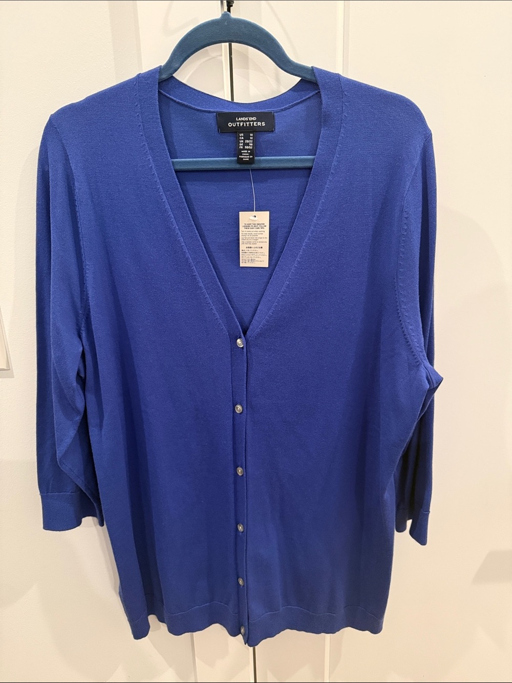 NWT Land’s End Blue V-neck Button Cardigan Three-Quarter Sleeves